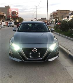 نيسان ألتيما